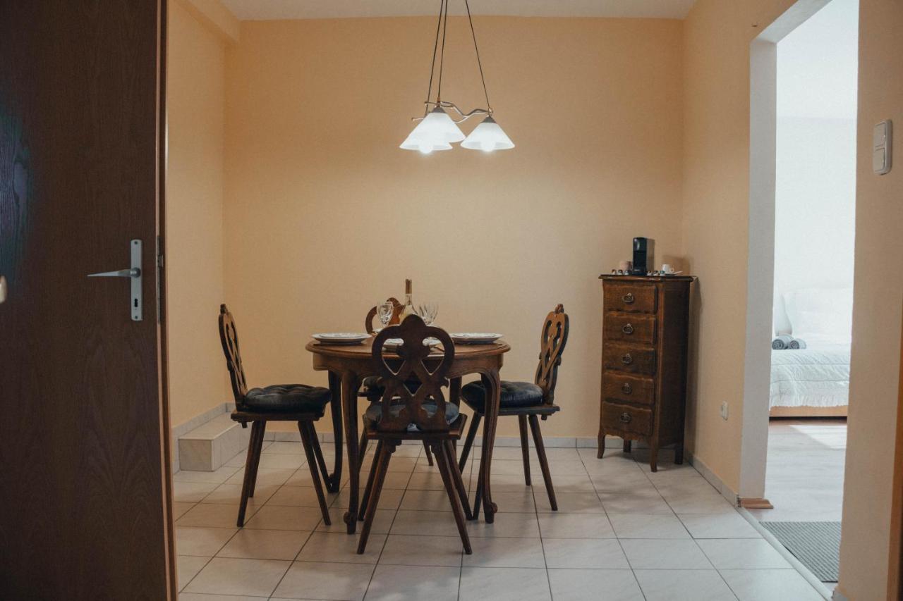 Casa Galliera - Apartment Kestel Dış mekan fotoğraf