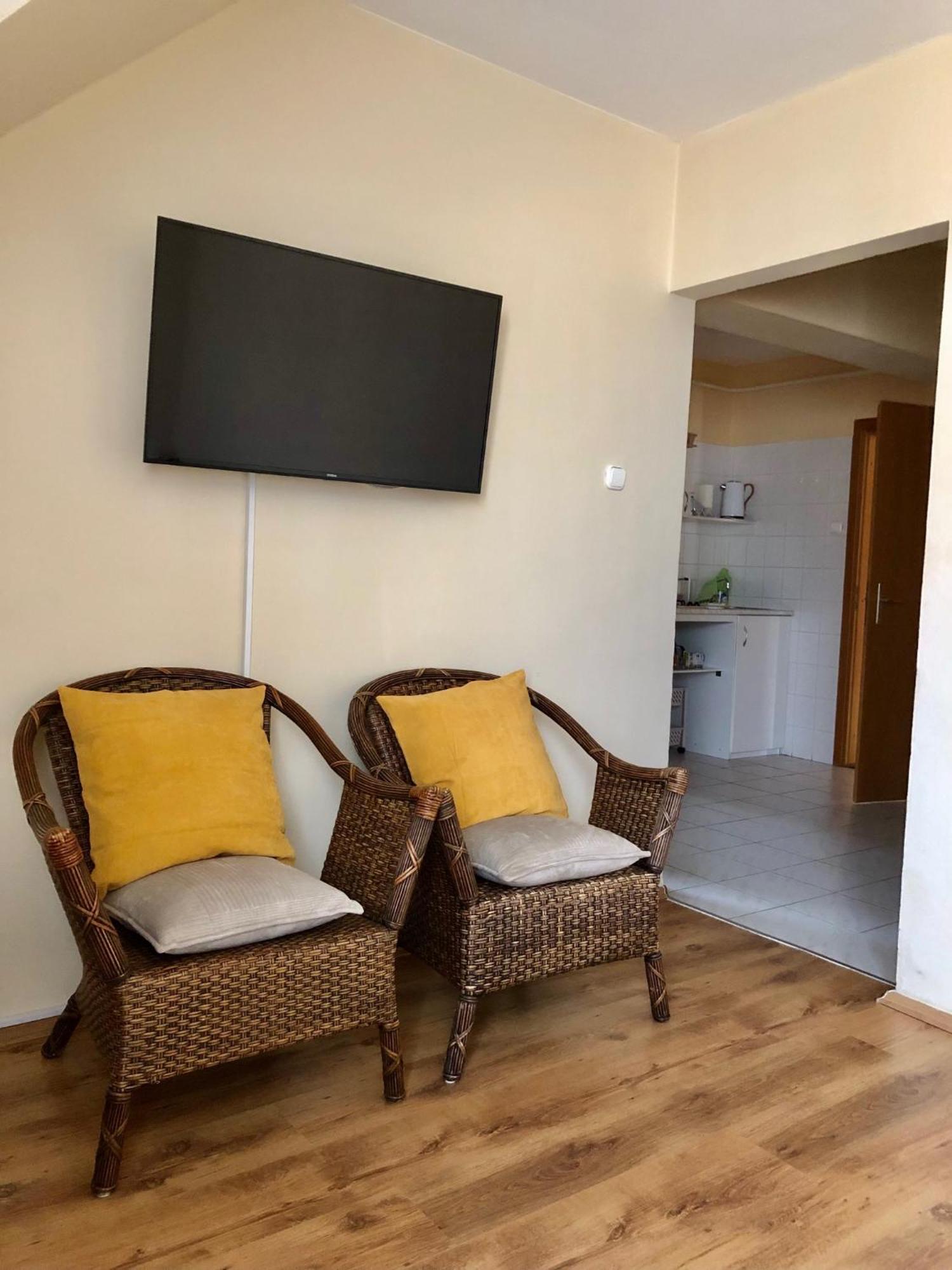 Casa Galliera - Apartment Kestel Dış mekan fotoğraf