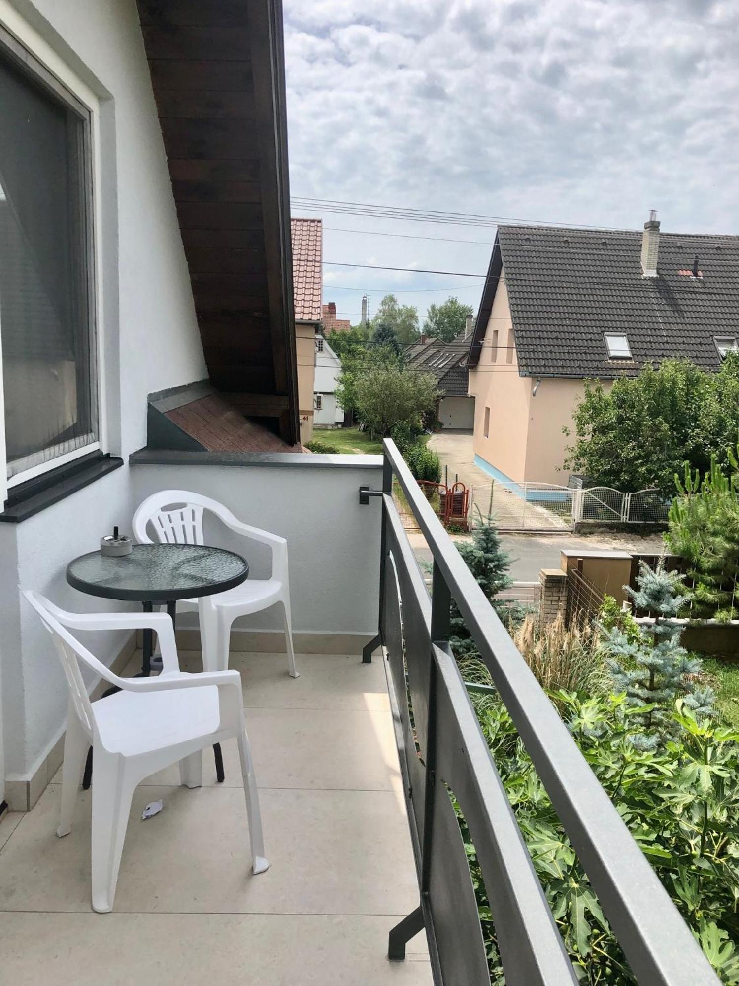 Casa Galliera - Apartment Kestel Dış mekan fotoğraf