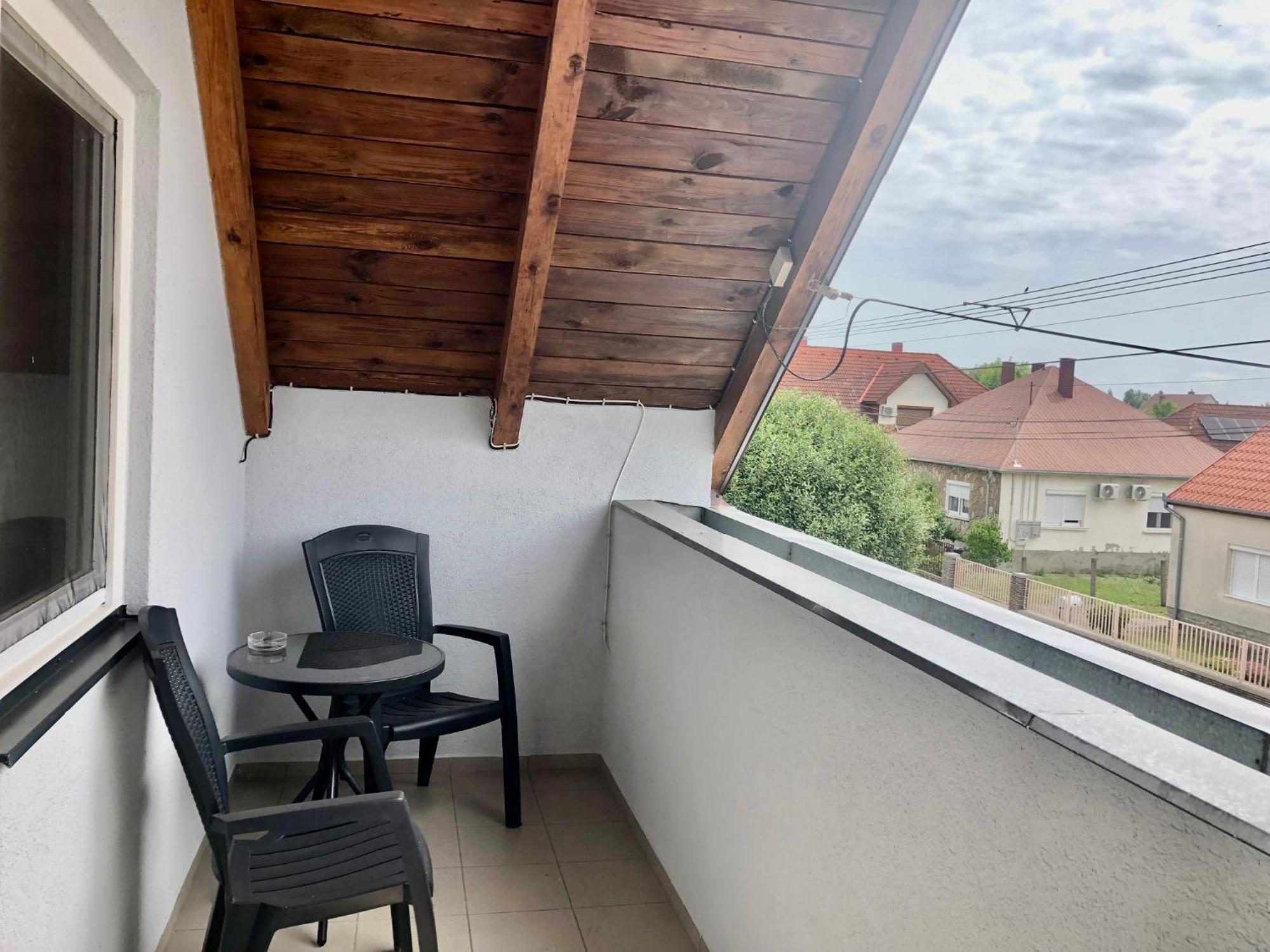 Casa Galliera - Apartment Kestel Dış mekan fotoğraf